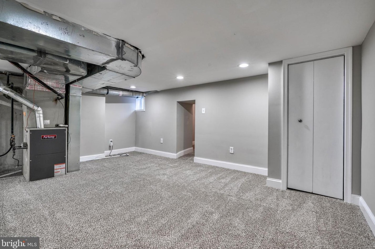 813 Woodington Rd, Baltimore MD  21229-1839 exterior