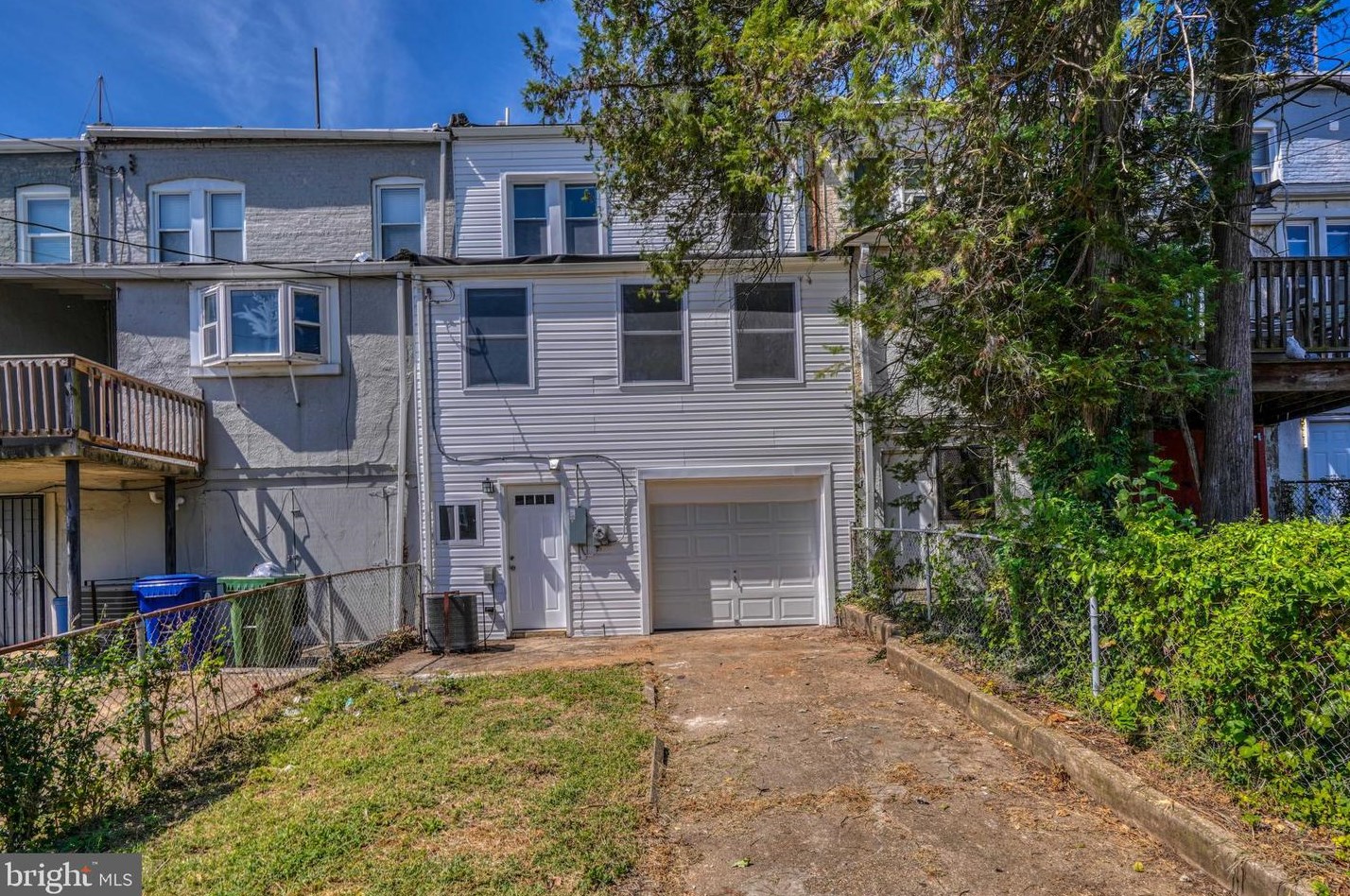 813 Woodington Rd, Baltimore MD  21229-1839 exterior