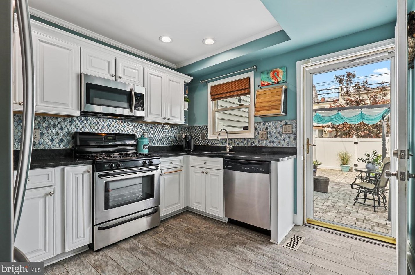 1322 Andre St, Baltimore MD  21230-5304 exterior