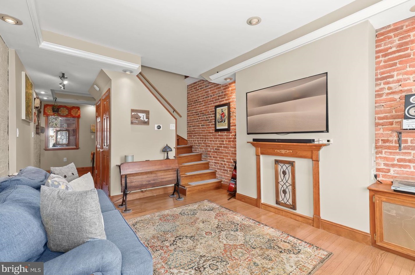 3012 Hudson St, Baltimore, MD 21224-4949