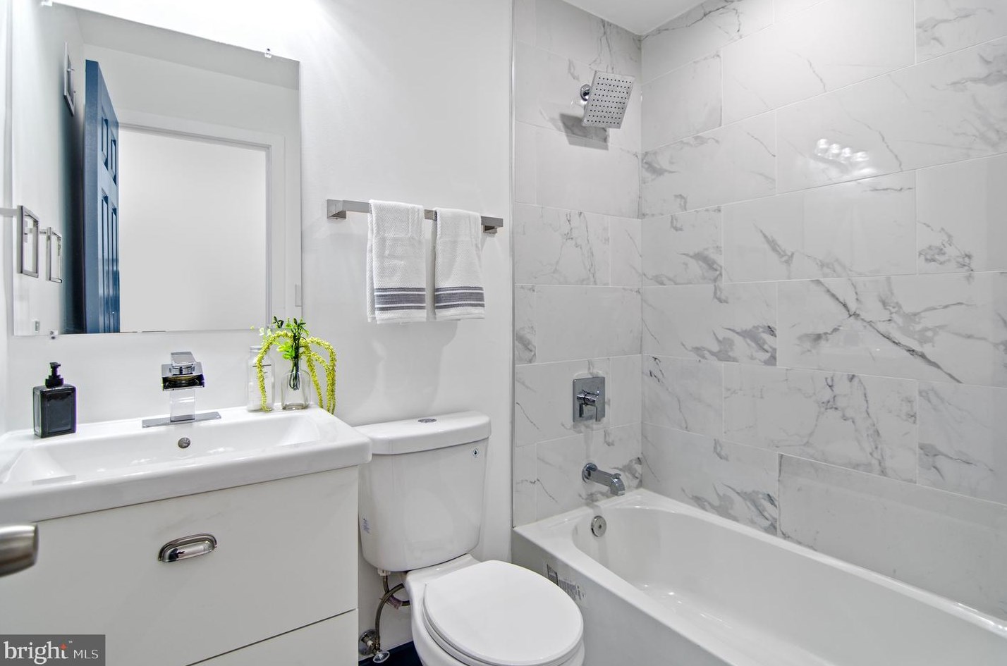 3561 4th St, Baltimore MD  21225-1841 exterior