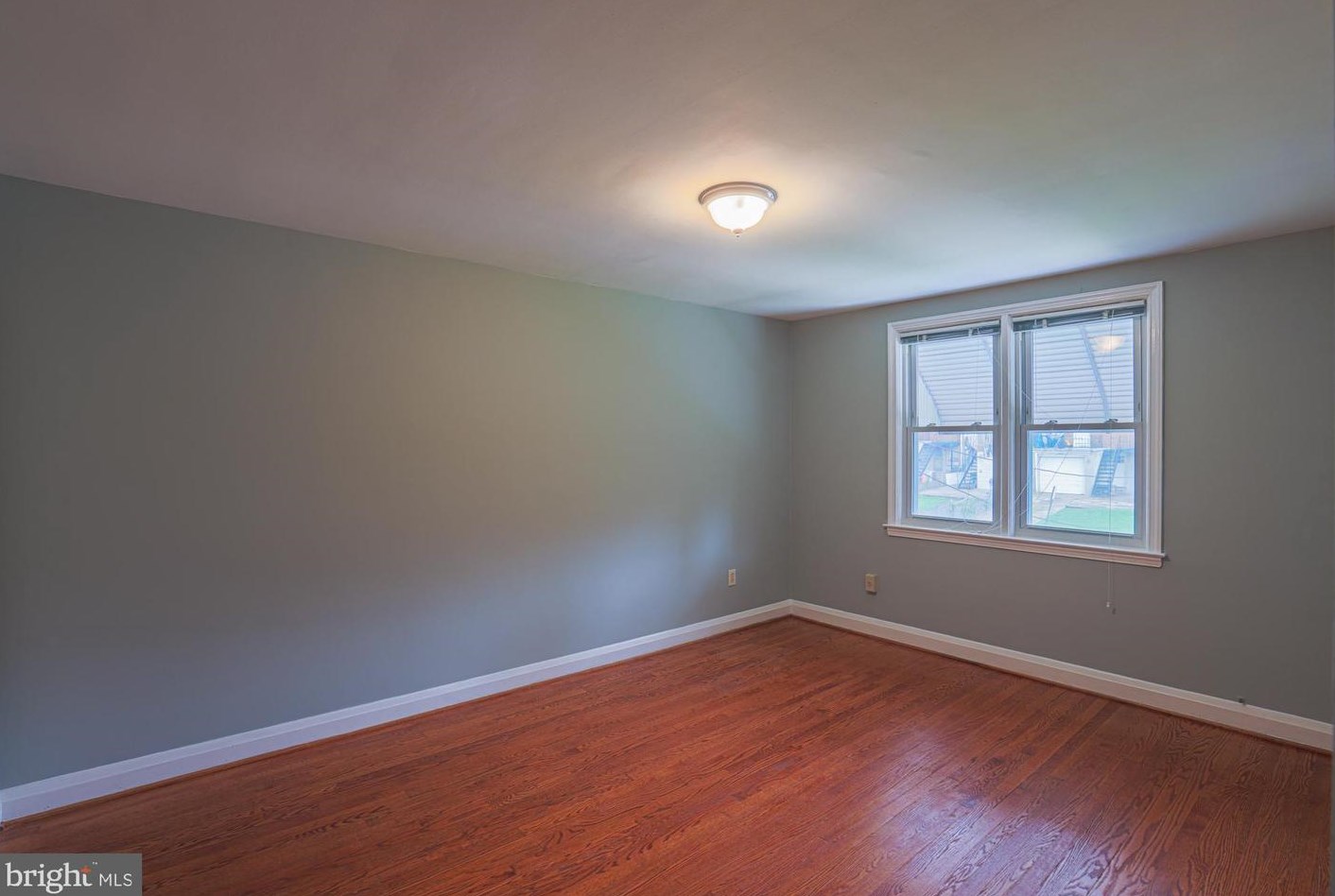 4902 Lindsay Rd, Baltimore MD 21229-1201 exterior