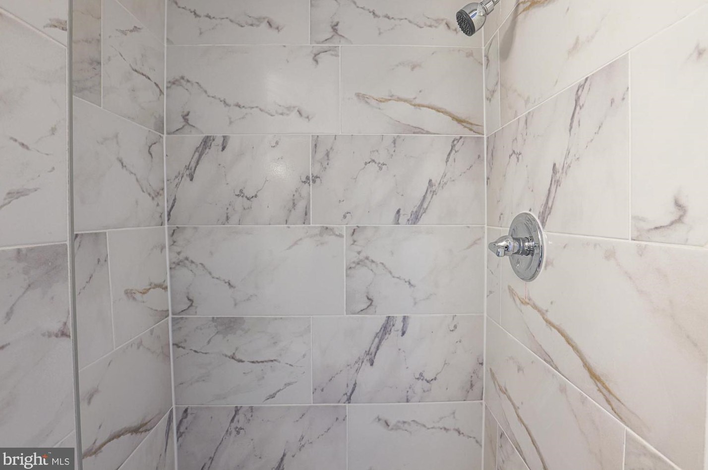 4902 Lindsay Rd, Baltimore MD 21229-1201 exterior