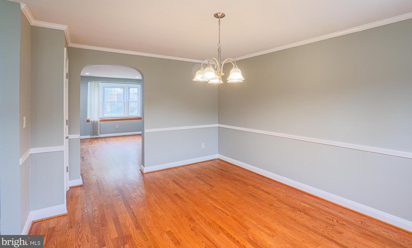 4902 Lindsay Rd, Baltimore MD 21229-1201 exterior