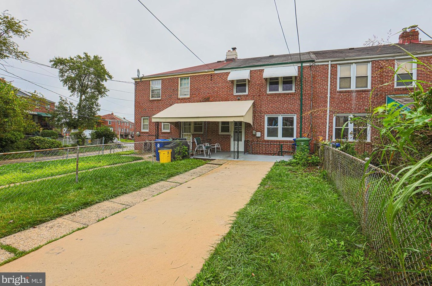 4902 Lindsay Rd, Baltimore MD 21229-1201 exterior