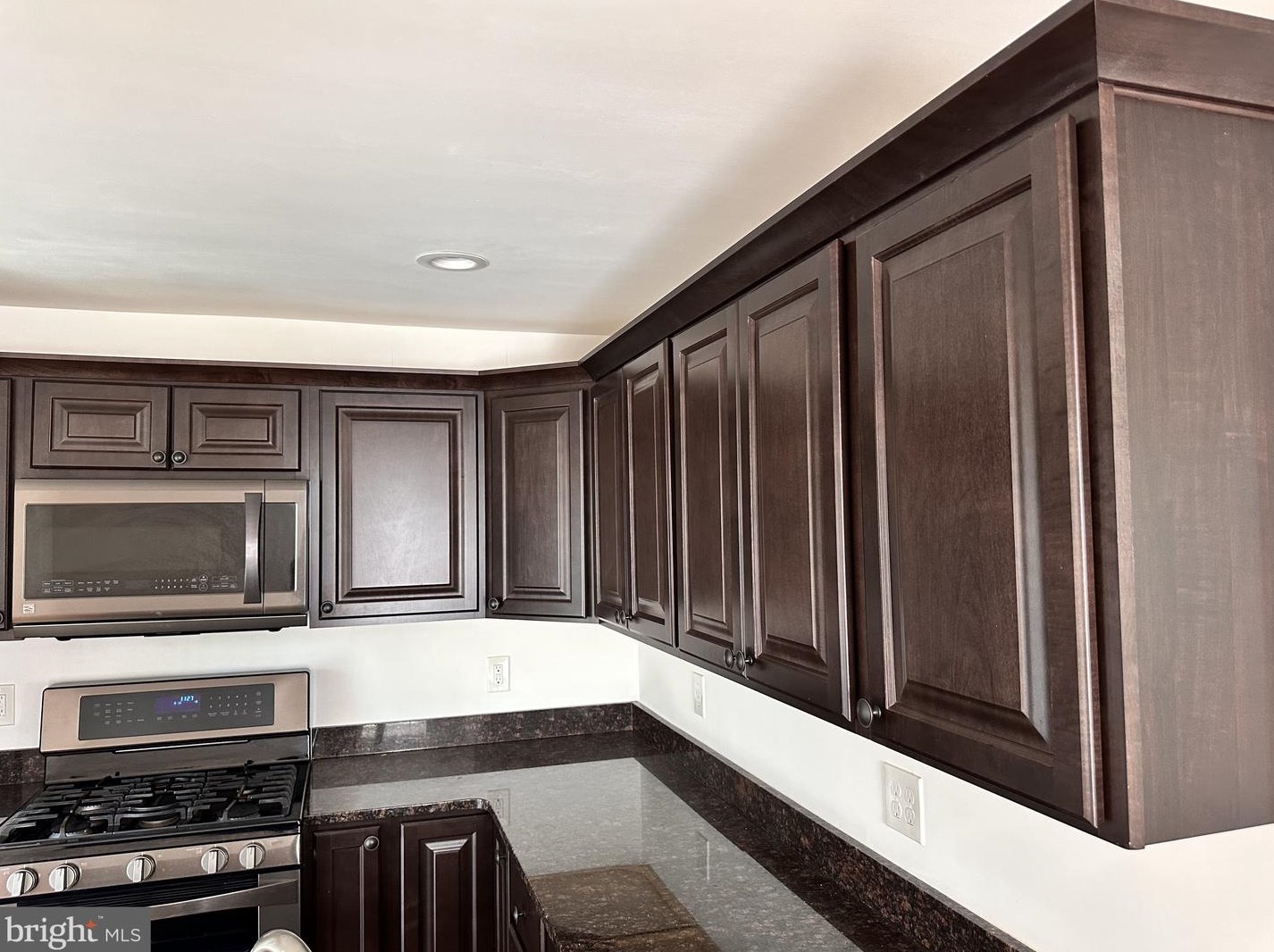 5444 Belle Vista Ave, Baltimore, MD 21206-3547