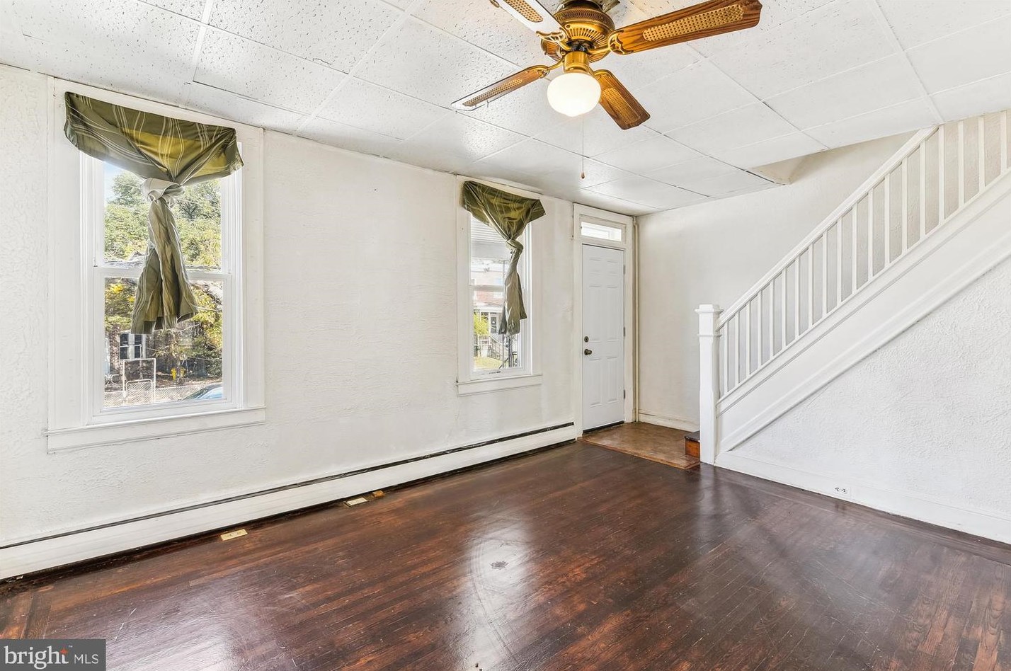 3201 Elmley Ave, Baltimore, MD 21213-1601