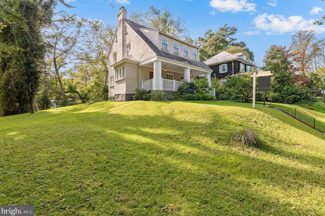 1713 Regent Rd, Baltimore, MD 21209-3631