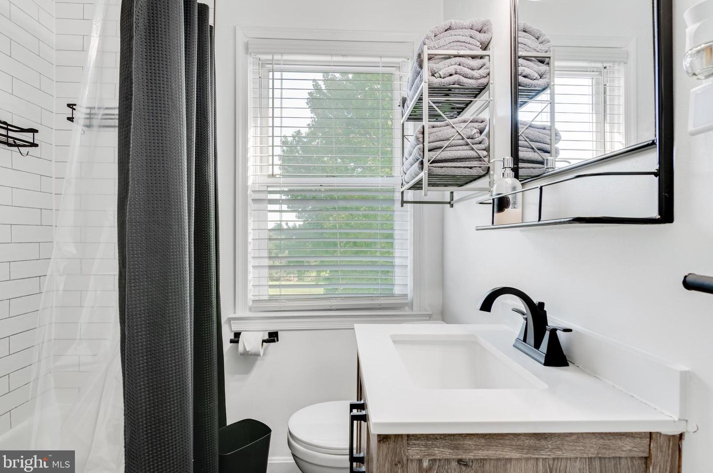1823 Lydonlea Way, Baltimore MD  21239-3102 exterior