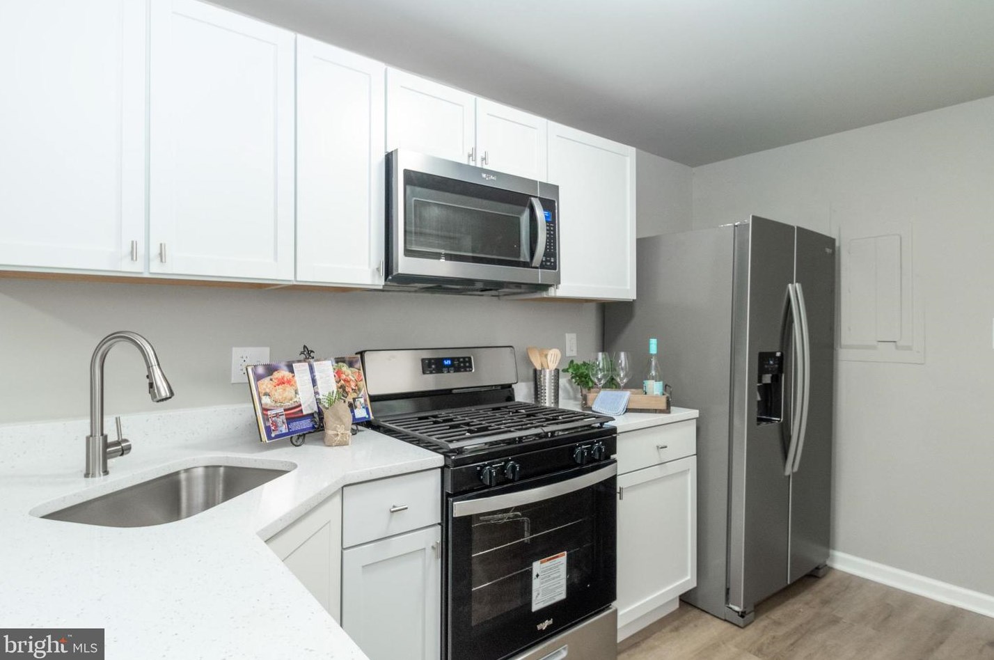 506 Collington Ave, Baltimore MD  21205-2307 exterior