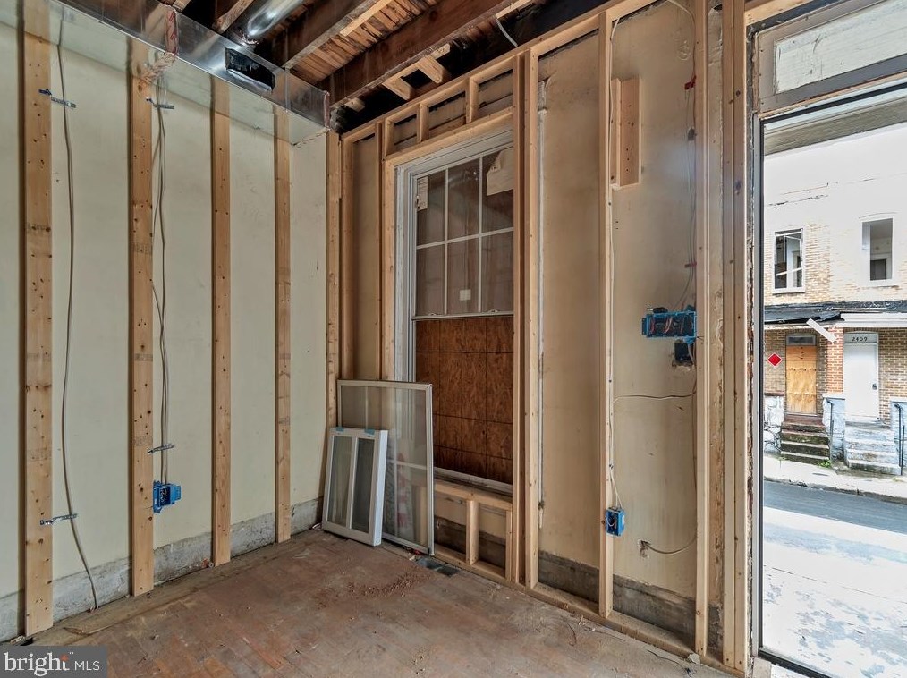 2410 Llewelyn Ave, Baltimore MD  21213-3618 exterior
