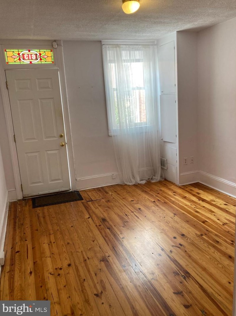 613 Chapel St, Baltimore MD  21231-3018 exterior