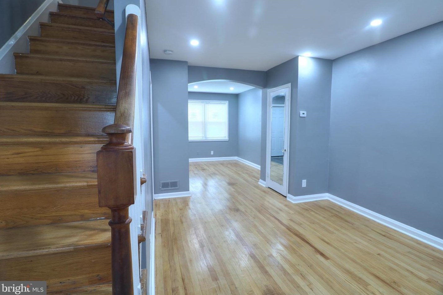 6905 Baltimore St, Baltimore, MD 21224-1827