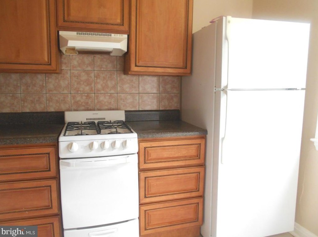 5903 Chinquapin Pkwy #2nd Floor, Baltimore, MD 21239