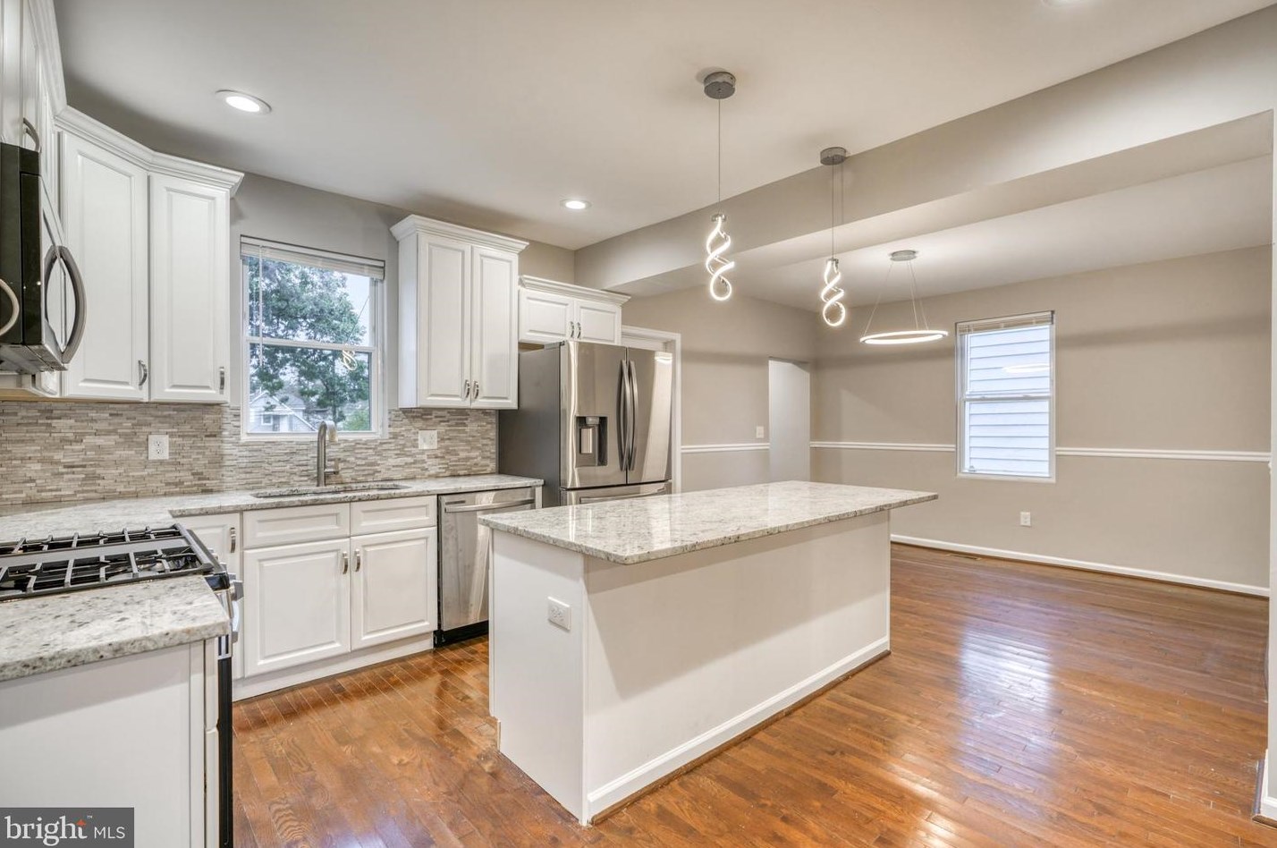 3611 Howard Park Ave, Baltimore, MD 21207-7152