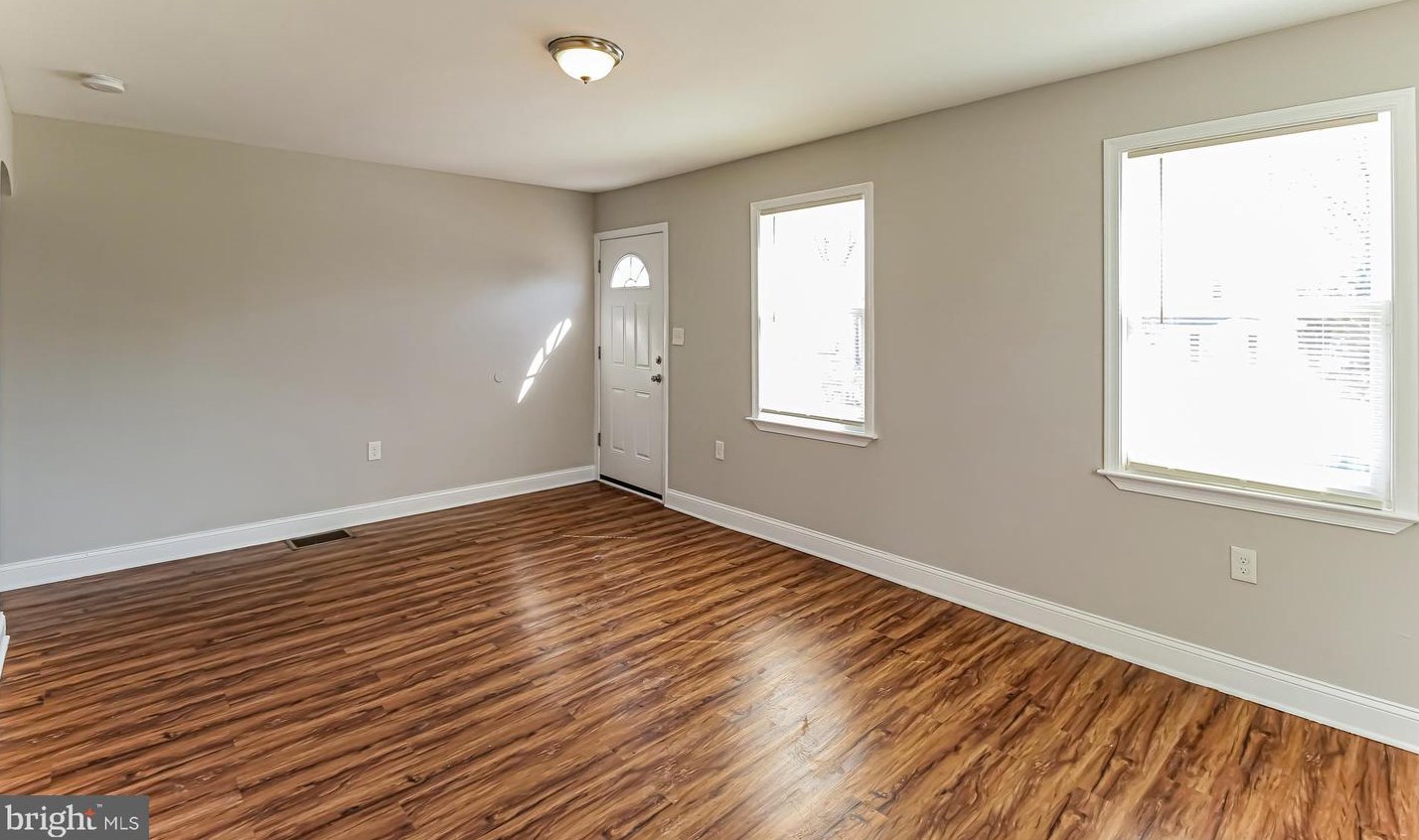 5704 Newholme Ave, Baltimore MD  21206-3305 exterior