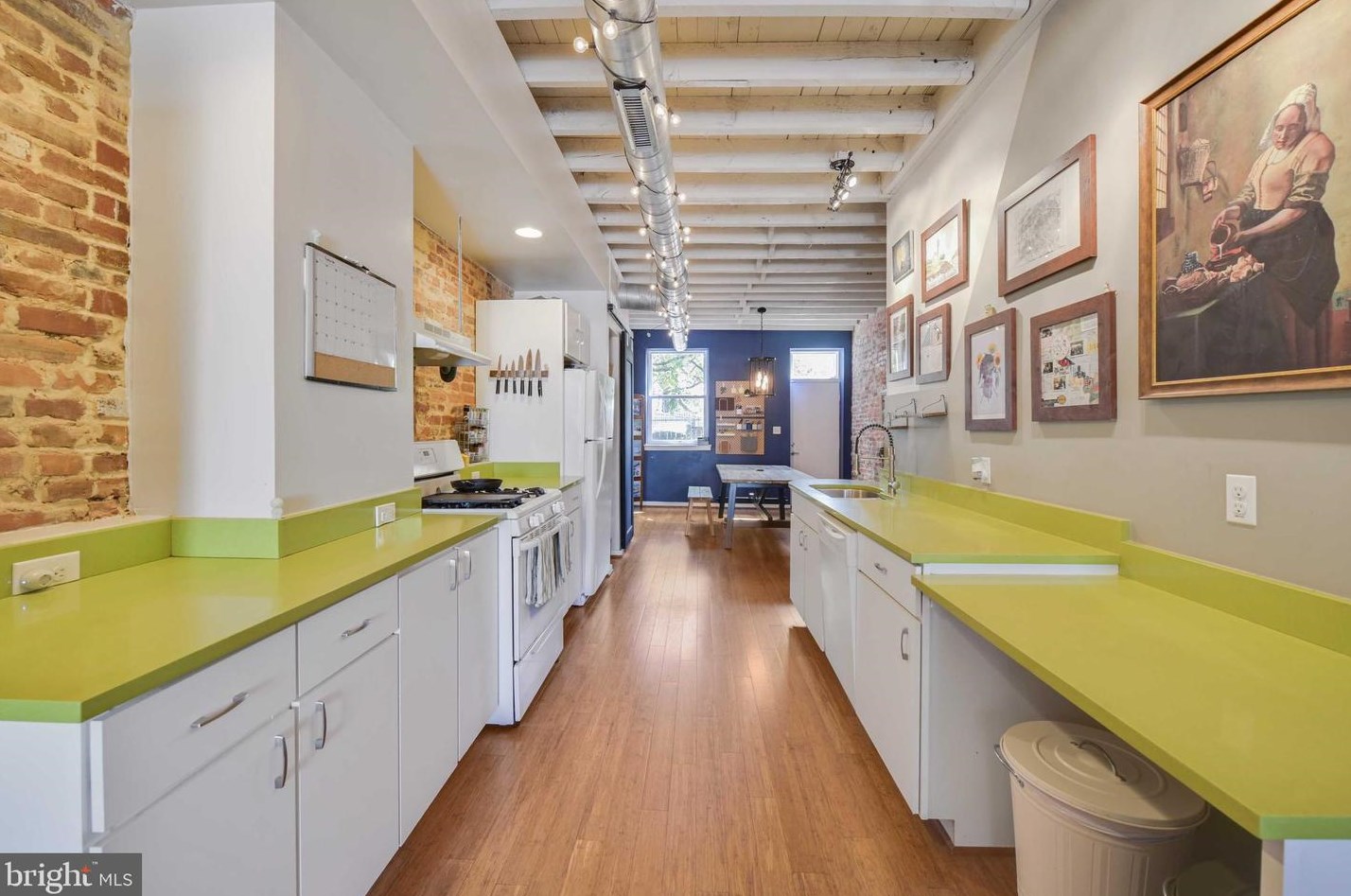 2639 Howard St, Baltimore MD  21218-4508 exterior