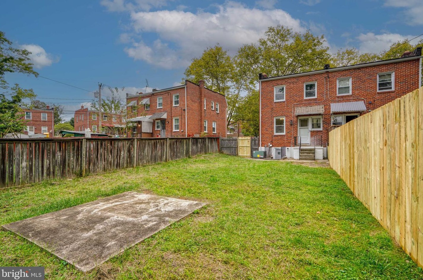 3705 Bayonne Ave, Baltimore MD 21206-2836 exterior