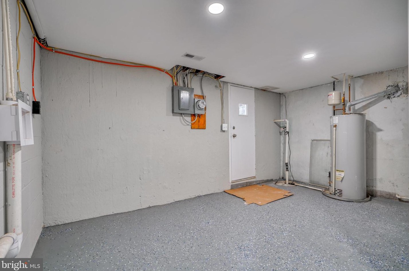 3705 Bayonne Ave, Baltimore MD 21206-2836 exterior