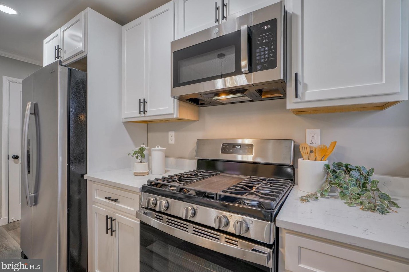 3705 Bayonne Ave, Baltimore MD 21206-2836 exterior