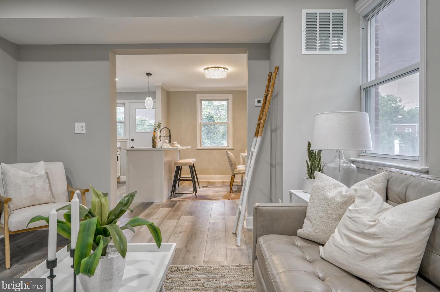 3705 Bayonne Ave, Baltimore MD 21206-2836 exterior