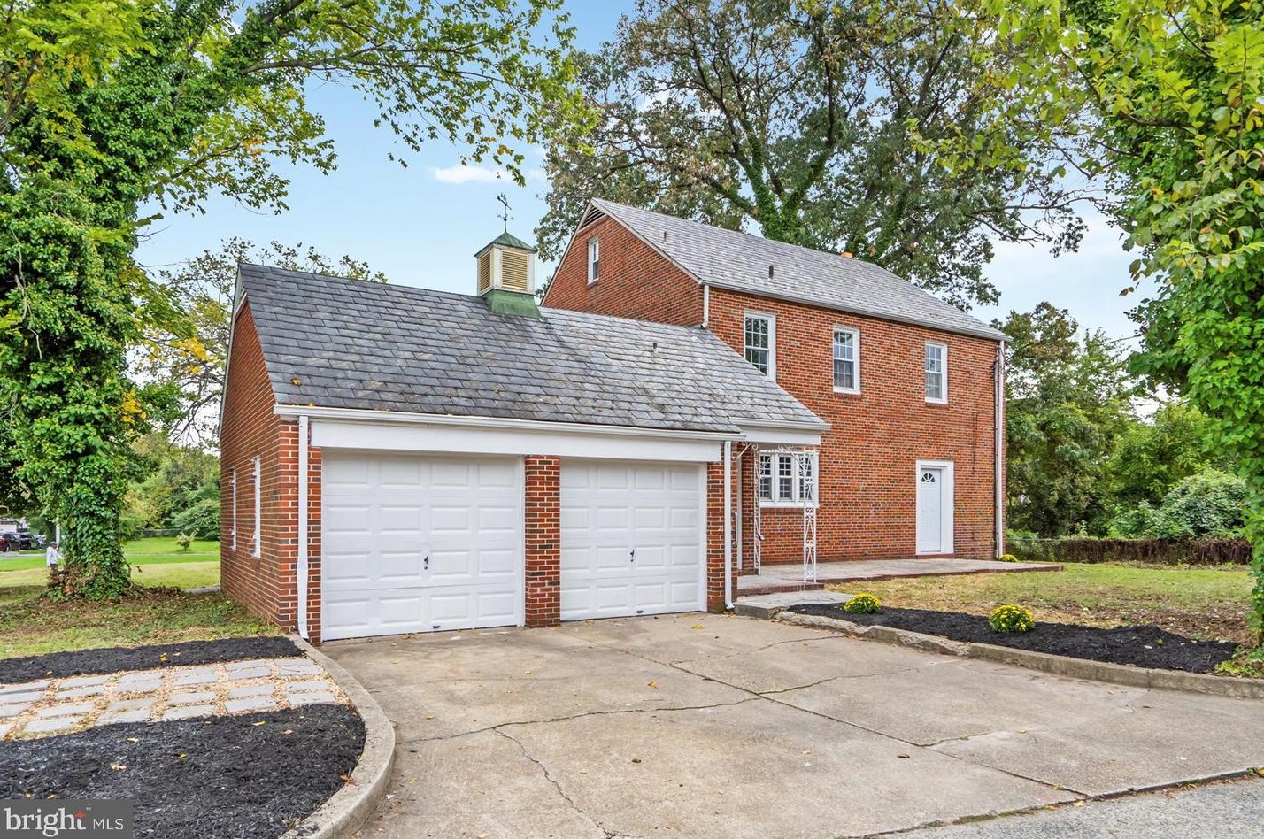 4320 Loch Raven Blvd, Baltimore, MD 21218-1560