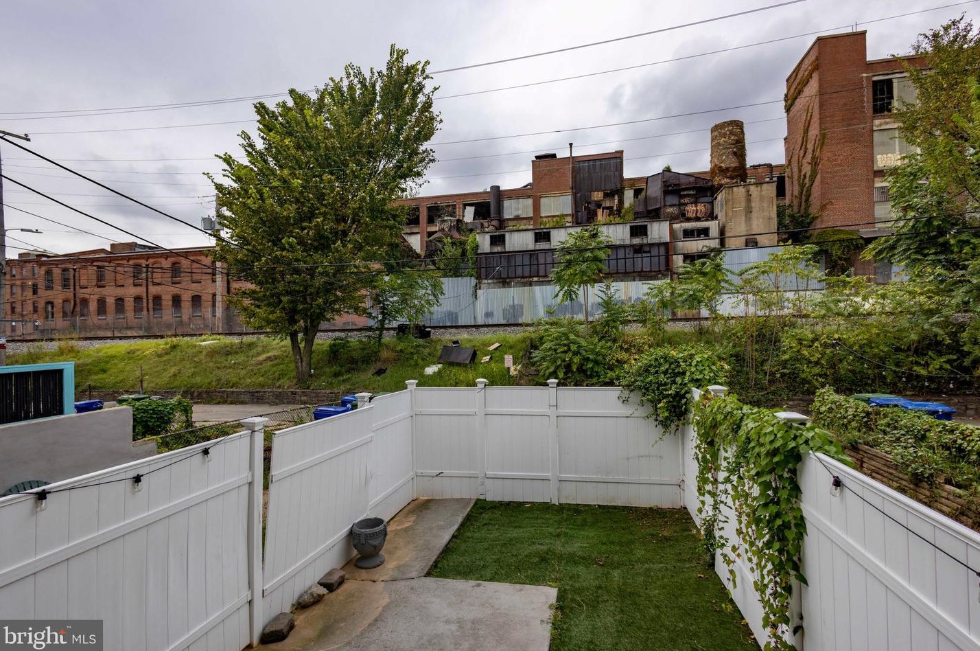 530 S Lehigh St, Baltimore, MD 21224