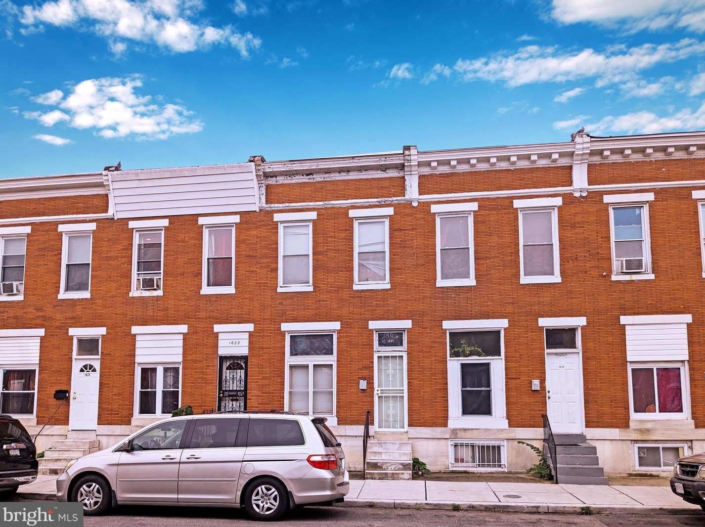1621 Darley Ave, Baltimore, MD 21213-1318