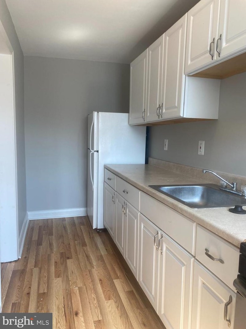 1617 Popland St, Baltimore MD 21226-1215 exterior