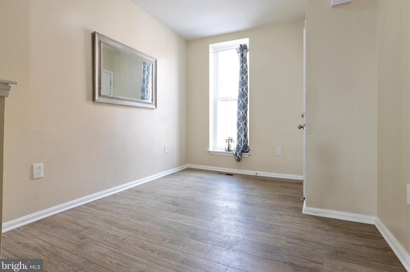 925 Bennett Pl, Baltimore, MD 21223-1312