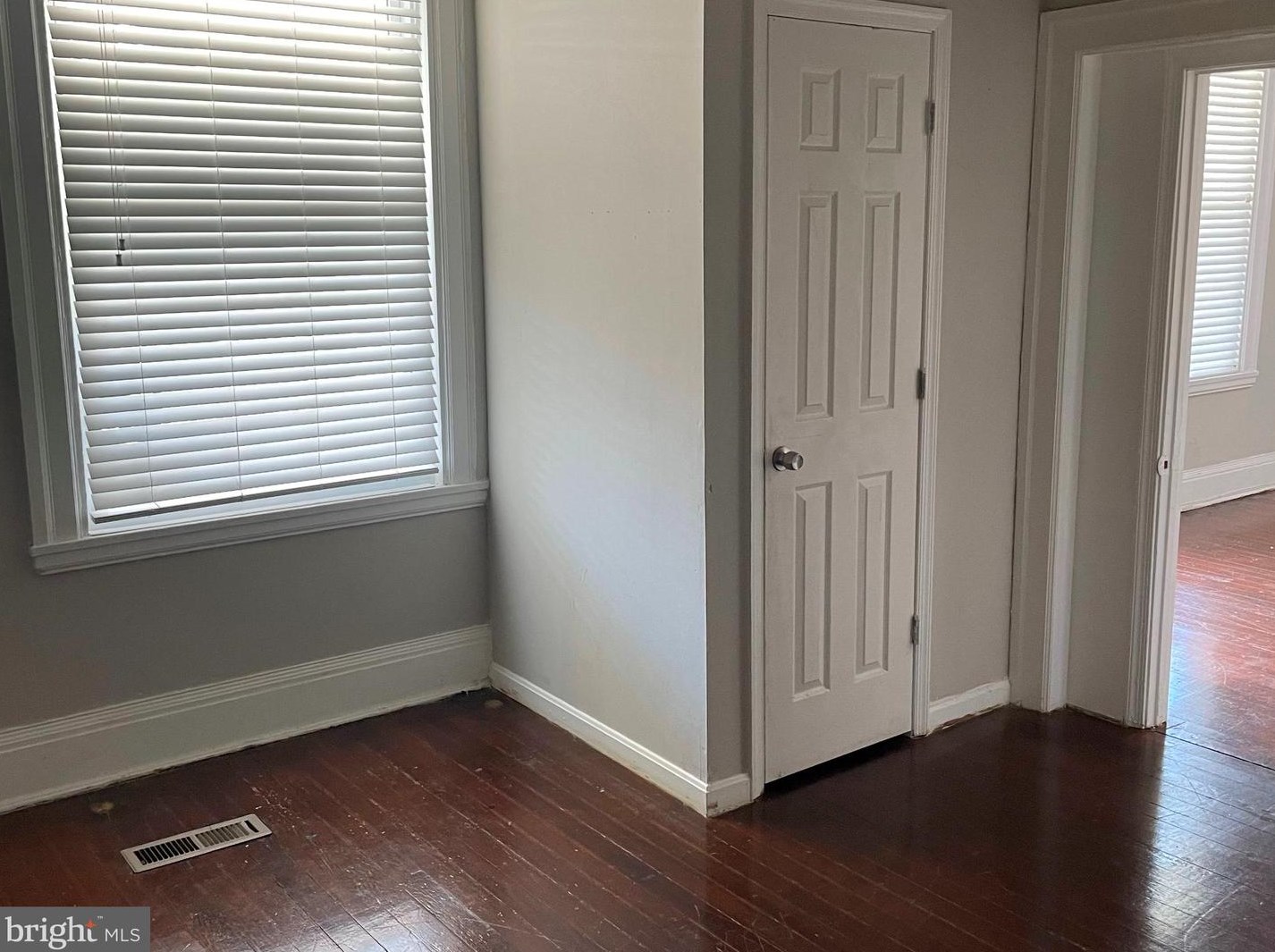 3200 Clifton Ave, Baltimore, MD 21216-2709