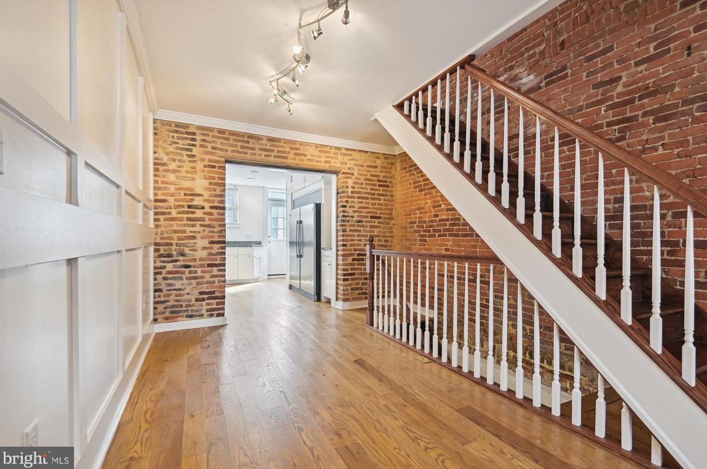 1339 Andre St, Baltimore, MD 21230-5303