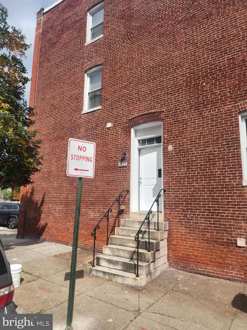 1827 Mcculloh St, Baltimore MD  21217-3408 exterior