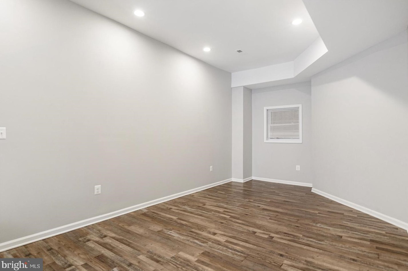 455 Robinson St, Baltimore MD  21224-1328 exterior
