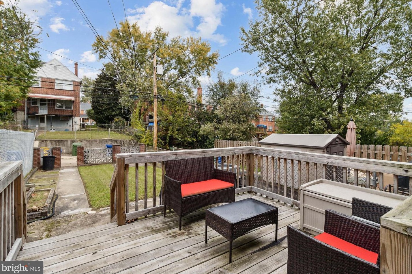 1426 Meridene Dr, Baltimore MD  21239-2027 exterior