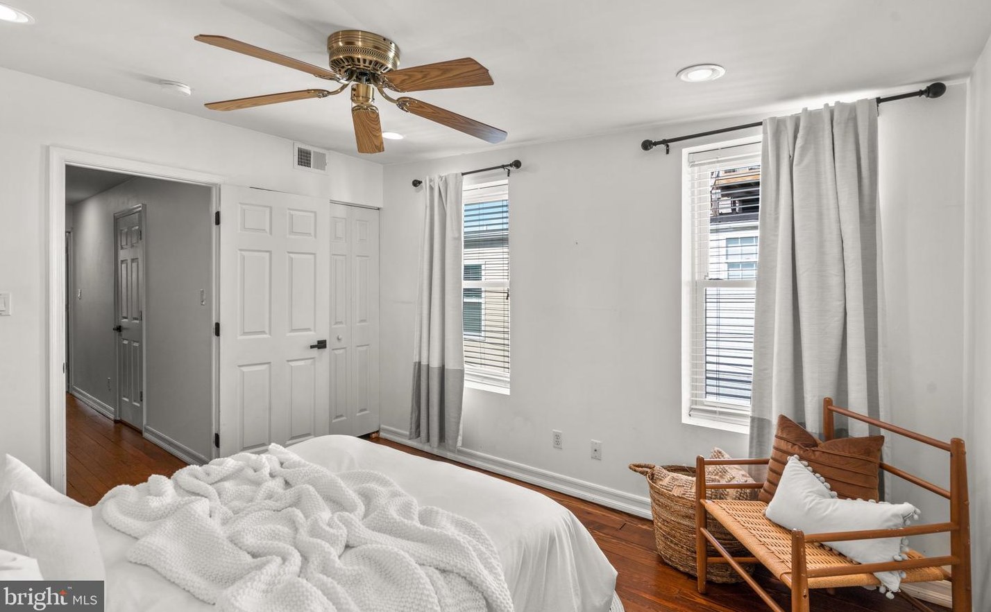 1303 Patapsco St, Baltimore MD 21225-4019 exterior