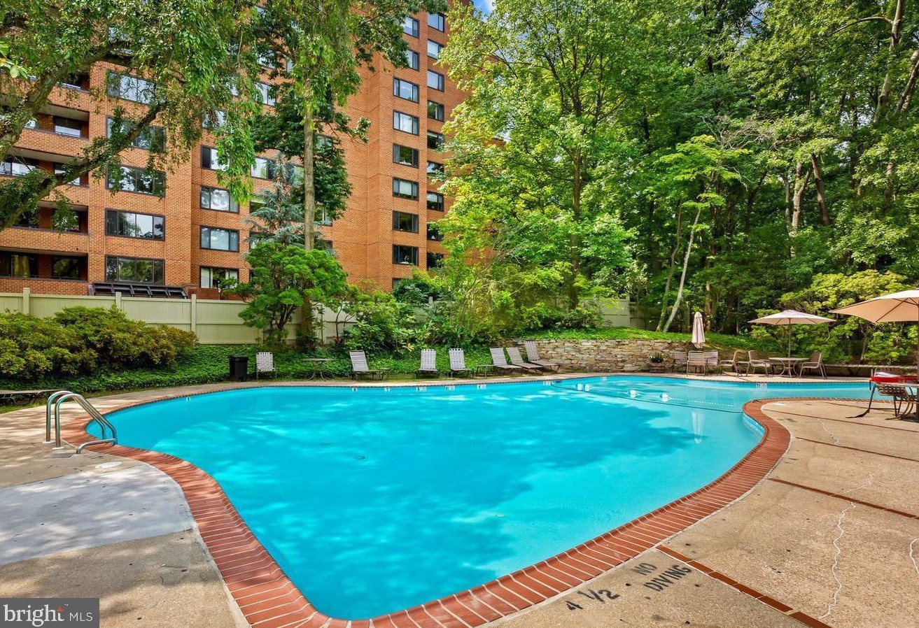3 Hamill Rd, Baltimore MD  21210-1736 exterior