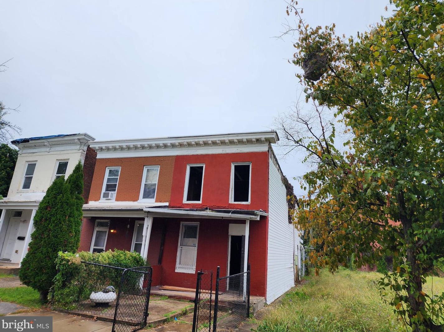 614 Bartlett Ave, Baltimore, MD 21218-5412