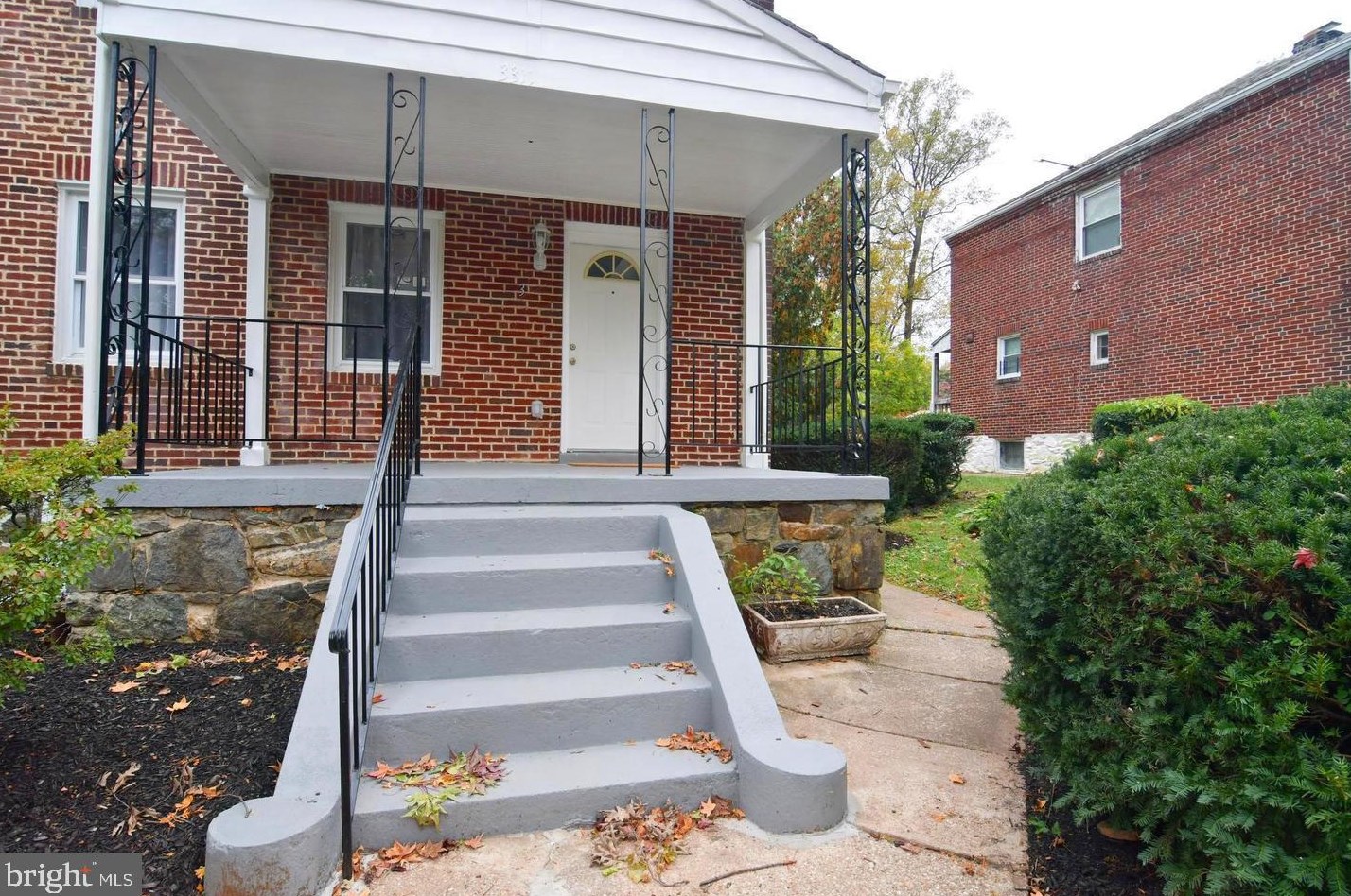 3311 Dolfield Ave, Baltimore MD  21215-7226 exterior