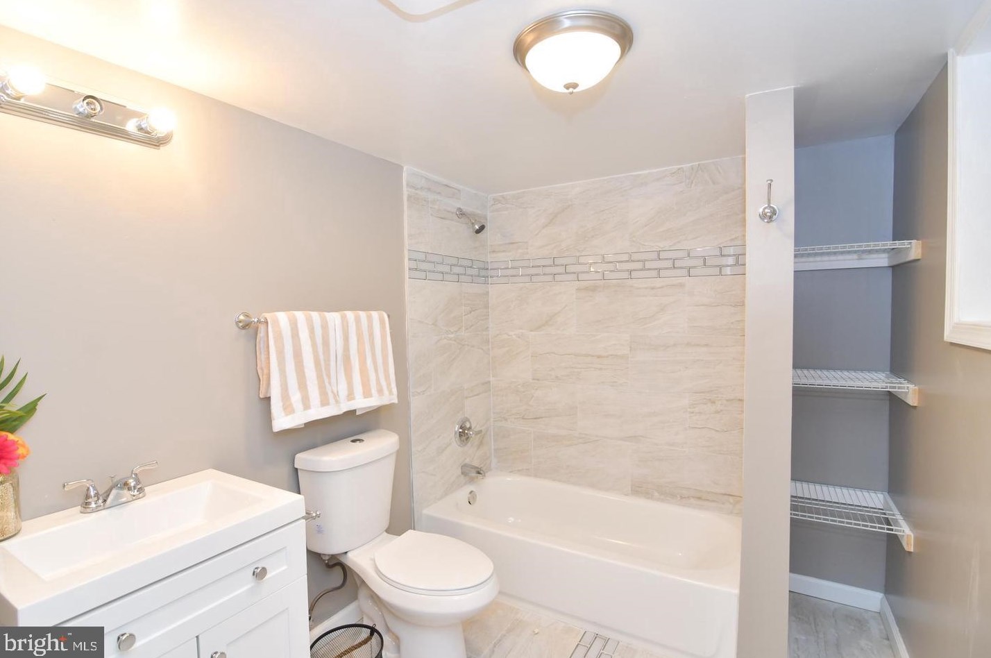 3311 Dolfield Ave, Baltimore MD  21215-7226 exterior