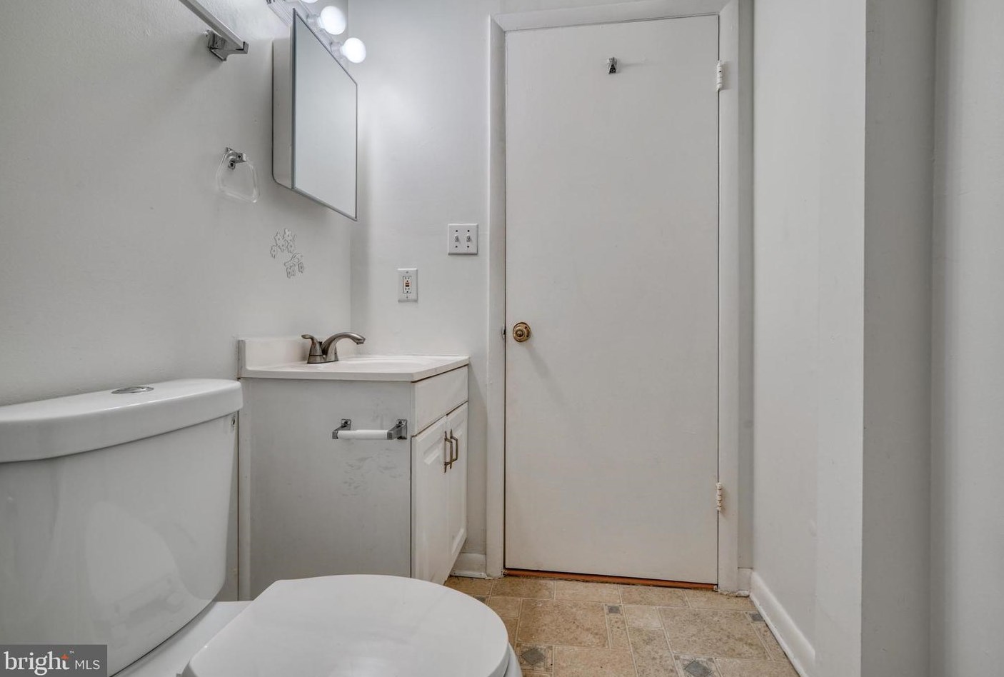 322 Paca St, Baltimore MD 21201-1814 exterior