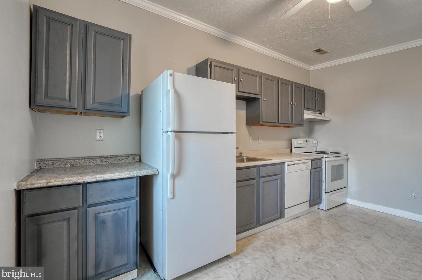 322 Paca St, Baltimore MD 21201-1814 exterior