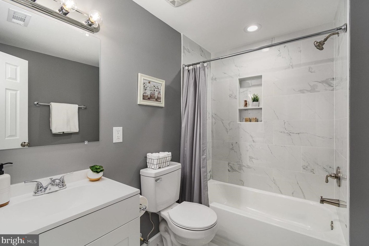 3428 Edmondson Ave, Baltimore MD  21229-2046 exterior