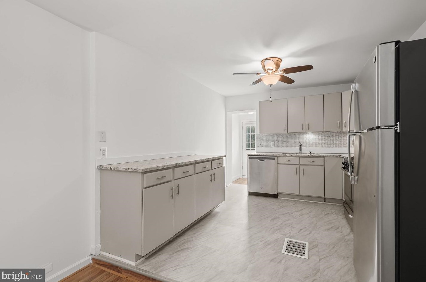 5 Heath St, Baltimore MD  21230-4815 exterior