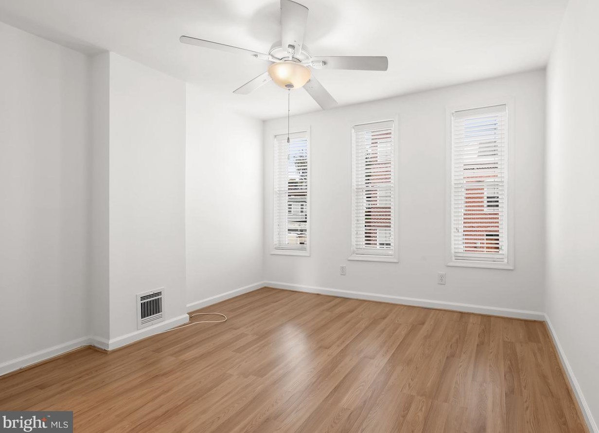 5 Heath St, Baltimore MD  21230-4815 exterior