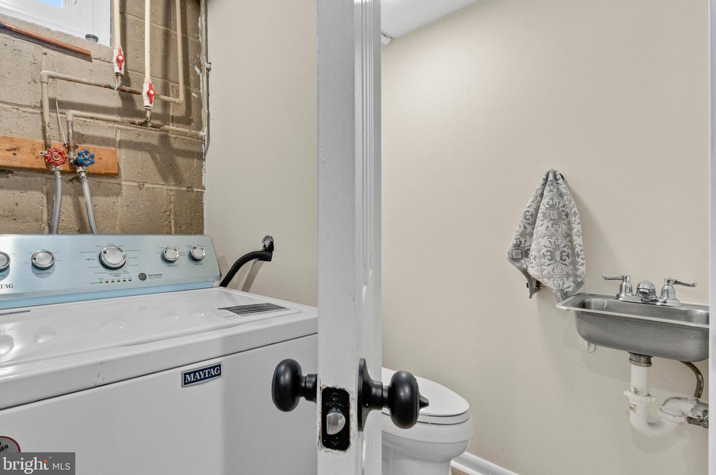 3652 Clarenell Rd, Baltimore MD  21229-5138 exterior