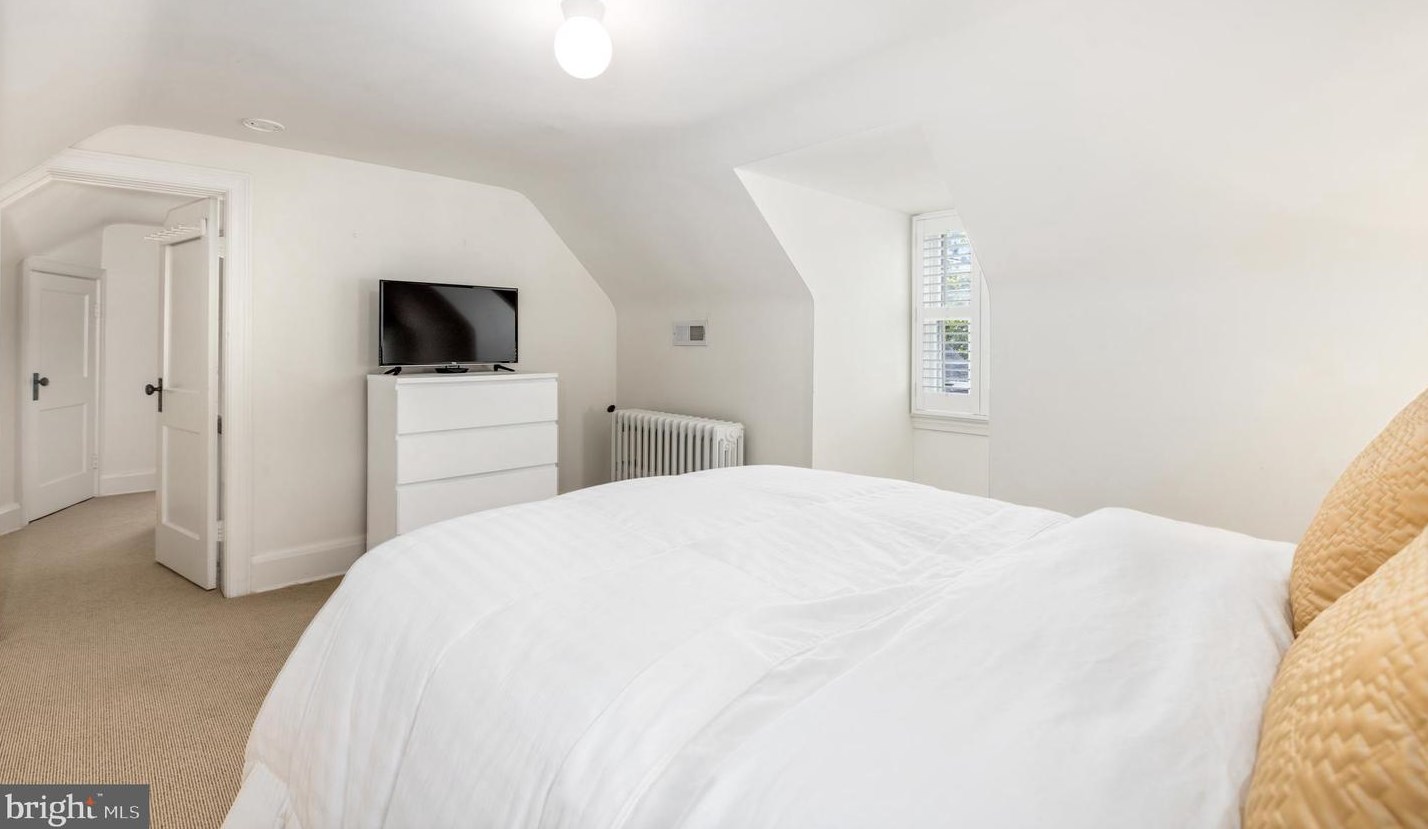 5220 Tilbury Way, Baltimore MD  21212-3504 exterior