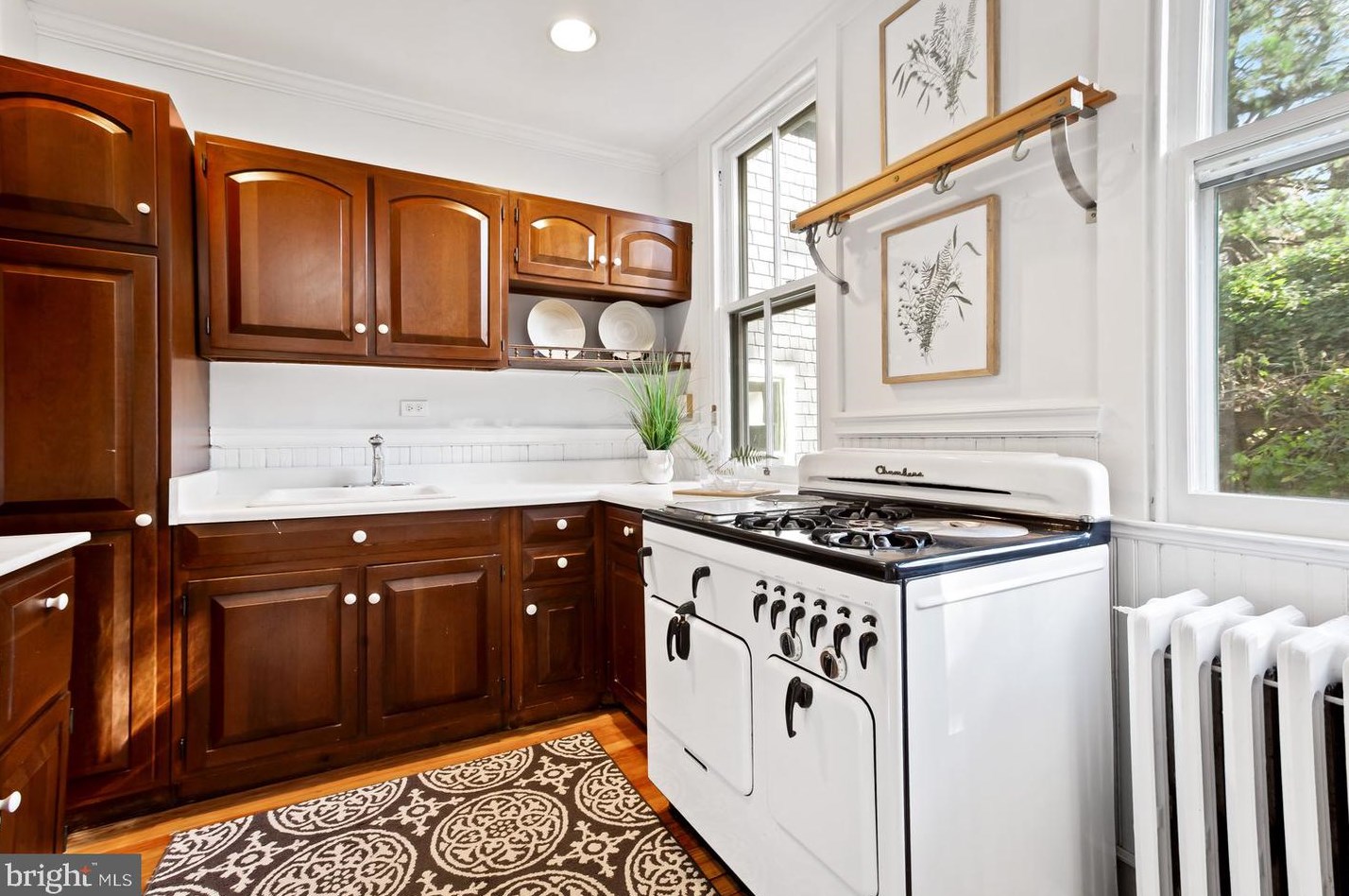 221 Alpine Rd, Baltimore MD  21210-2505 exterior