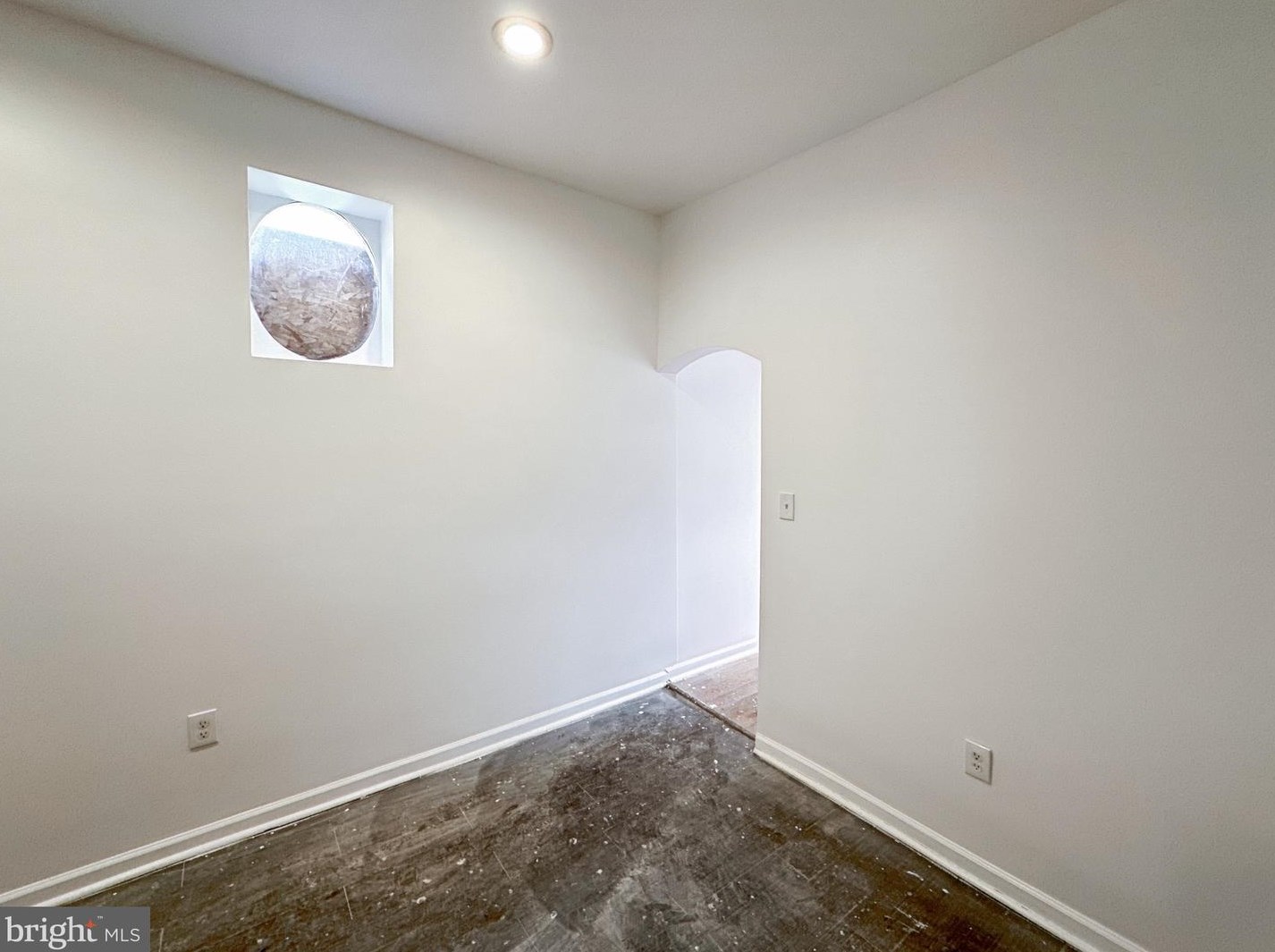 2907 Frederick Ave, Baltimore MD 21223-2207 exterior