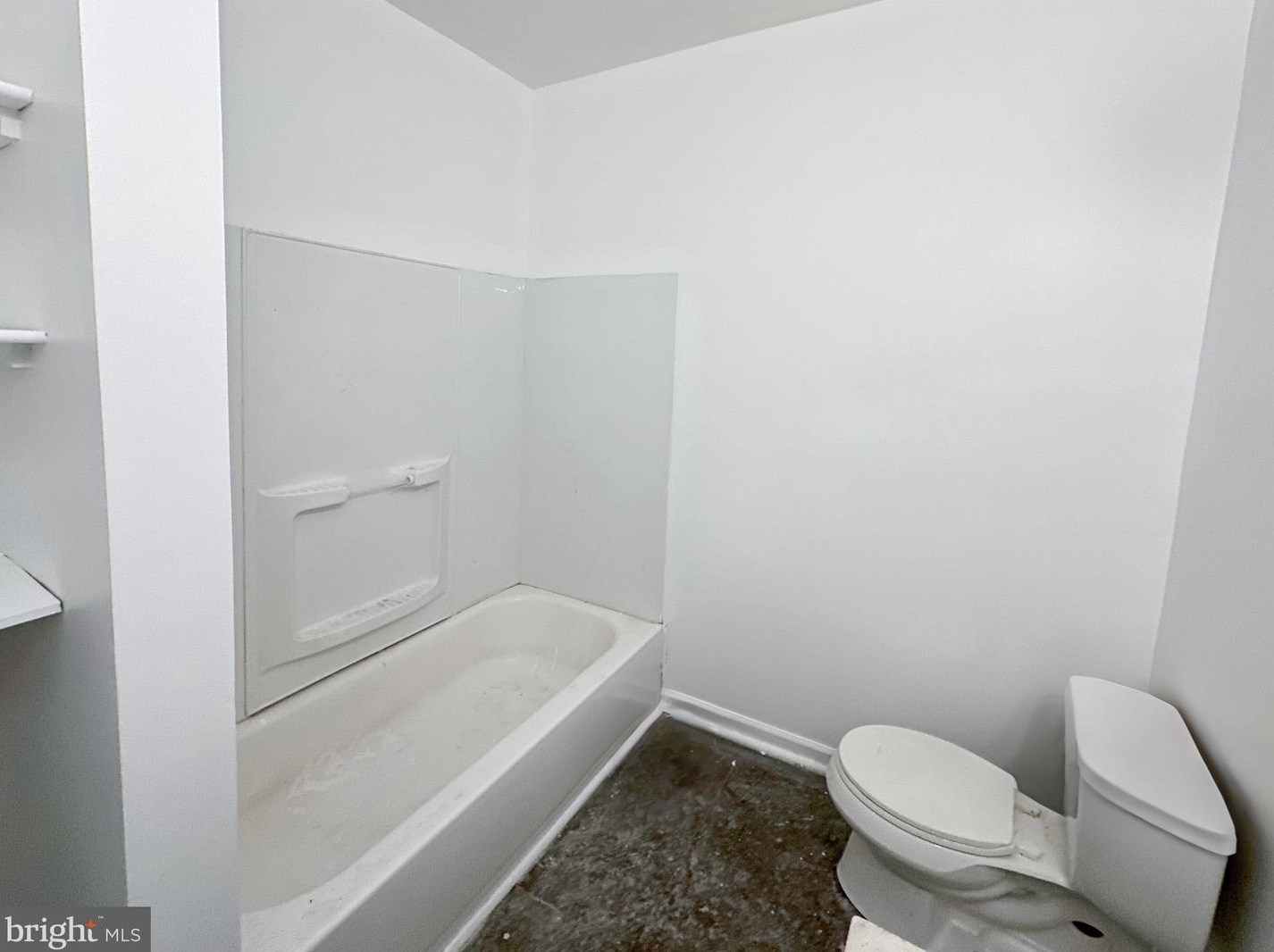 2907 Frederick Ave, Baltimore MD 21223-2207 exterior